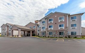 Comfort Suites Delavan