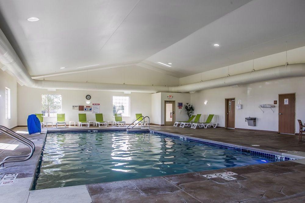 Comfort Suites Delavan - Lake Geneva Area Exterior photo